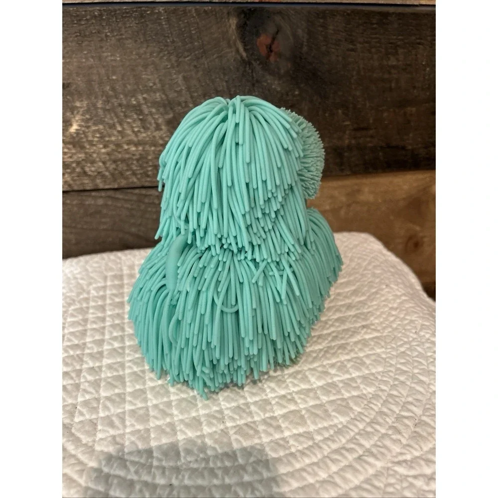 Little Live Pets NOODLE PUP Walking Dog Dances Barking‎ Puppy Toy Rubber Shaggy